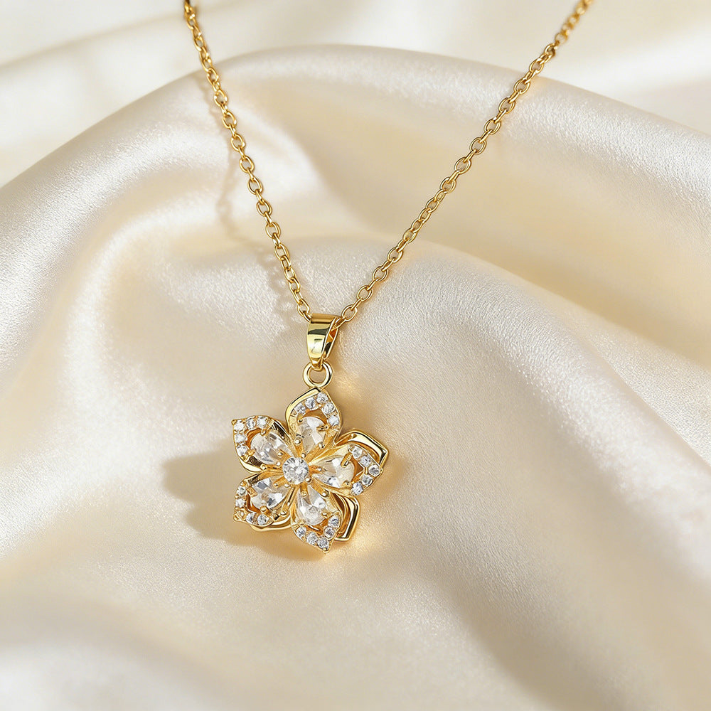 Women's Zircon Light Luxury High-grade Rotating Flower Fashion Titanium Steel Clavicle Necklaces