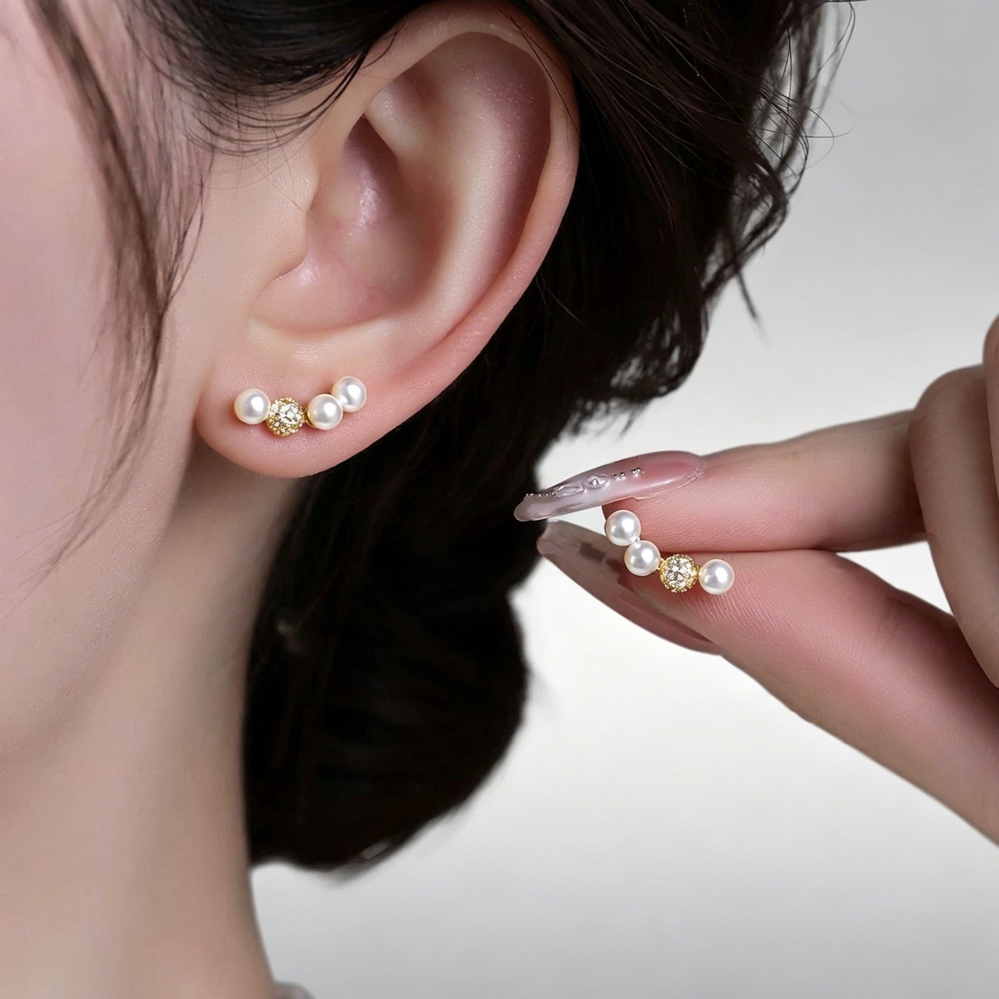 Smile Word Pearl Female High Sense Ear Earrings