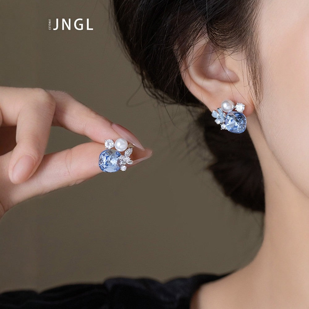 Women's Luxury High-grade Bright Zircon For Design Temperament Banquet Unique Rings