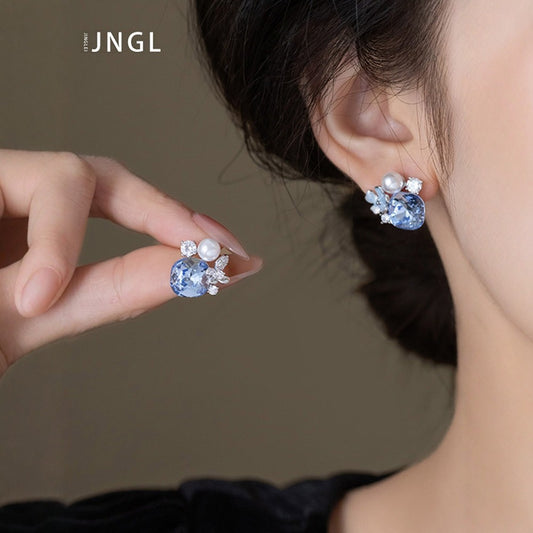 Women's Luxury High-grade Bright Zircon For Design Temperament Banquet Unique Rings
