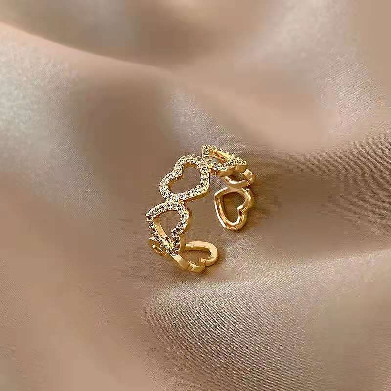 Women's Style Hollow Love Heart-shaped Fashion Personality Diamond Opening Retro Simple Rings