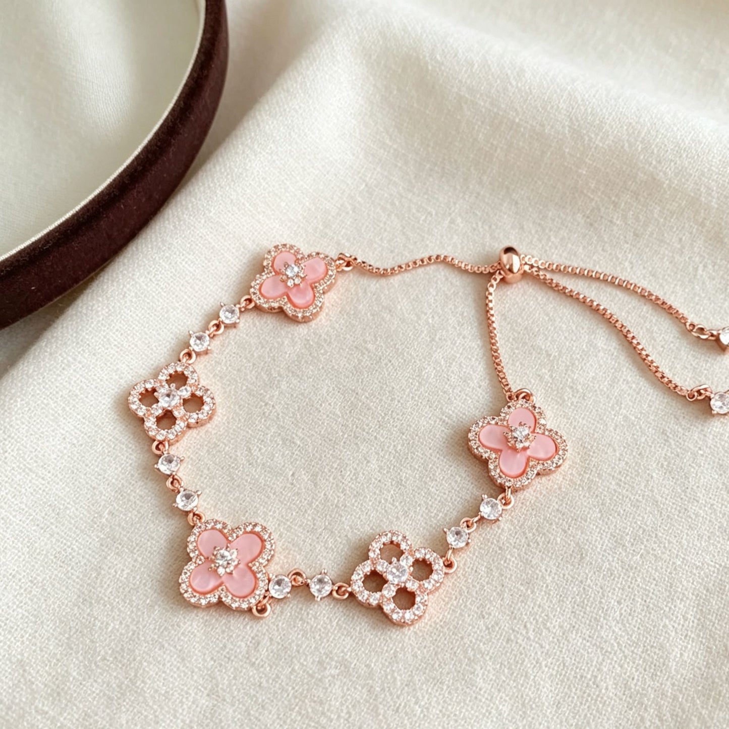 Pink Clover Adjustable Light Luxury Design Bracelets