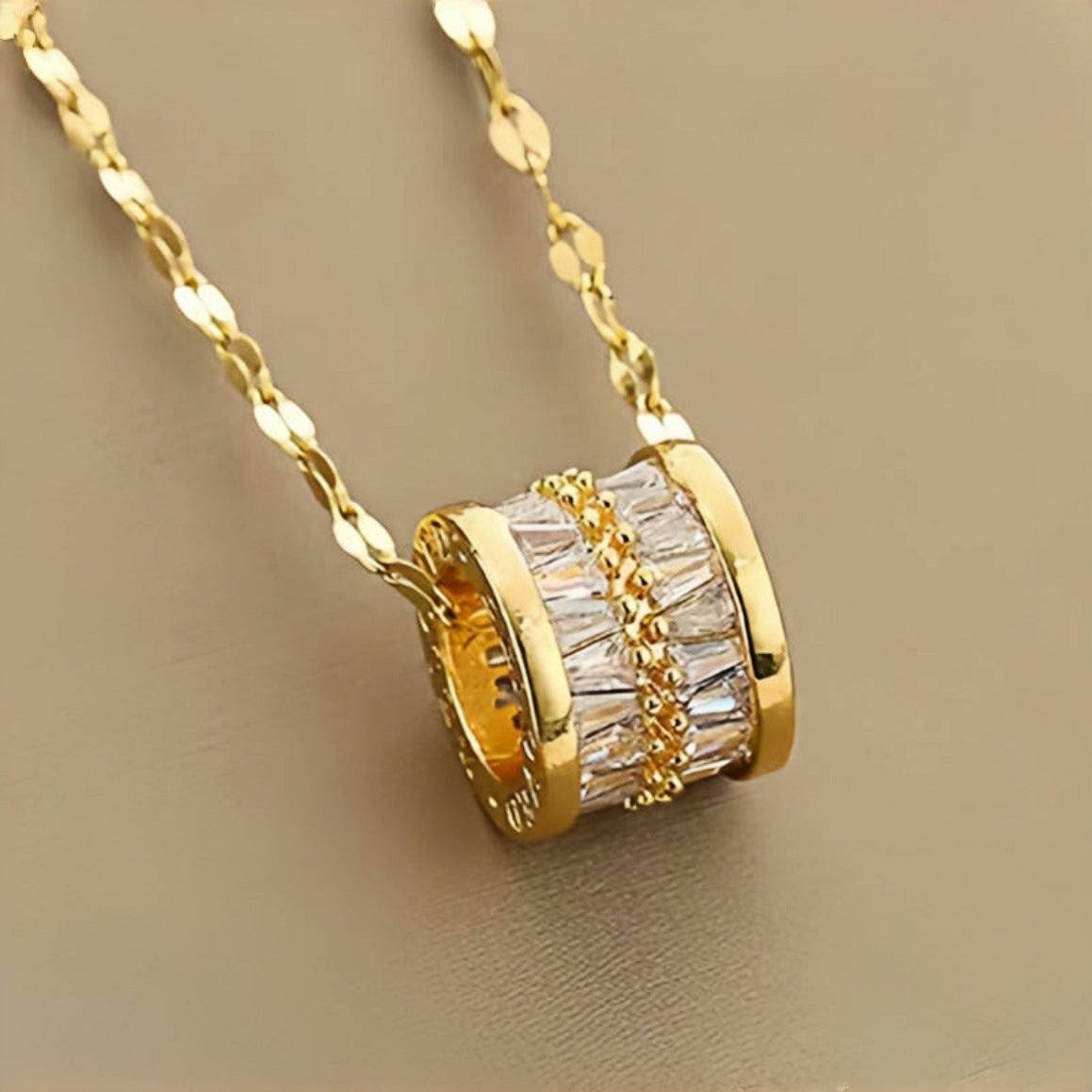 Simple Round Right Rain Titanium Steel Female Necklace