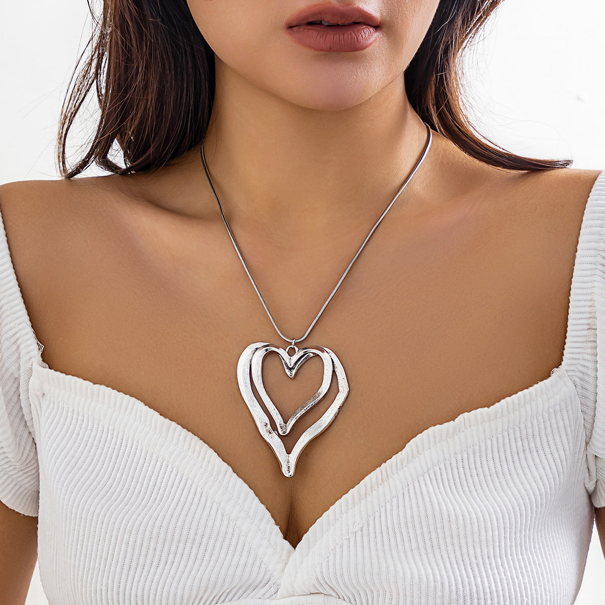 Women's Simple Adjustable Flannel Wax Line Exaggerated Sweet Cool Big Love Collar