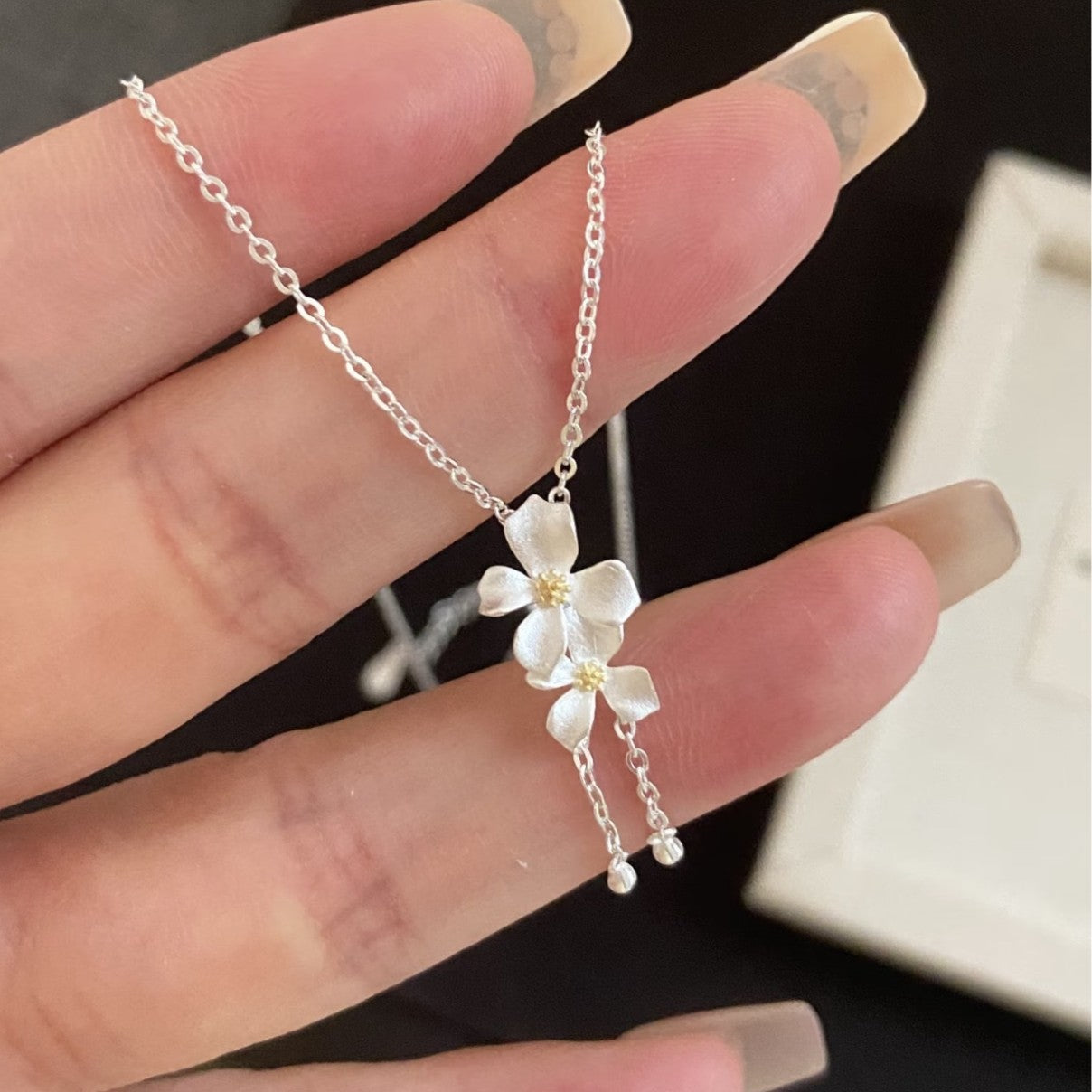 Women's For Light Luxury Temperament Simple Fashion Minority Design High-grade Necklaces