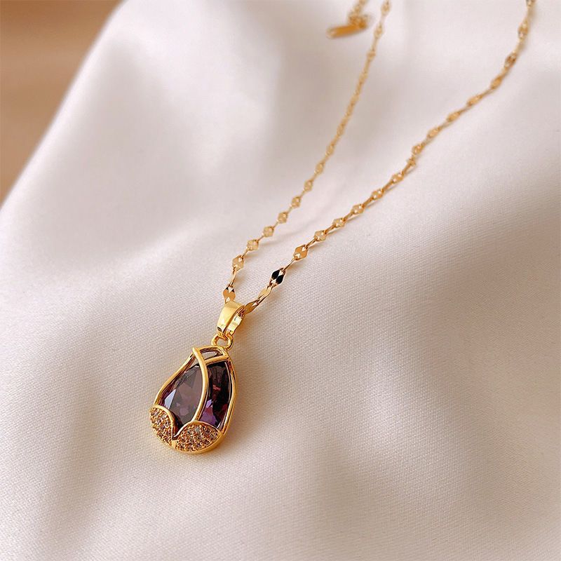 Jade Tulip Light Luxury Design Fresh Flowers Necklaces