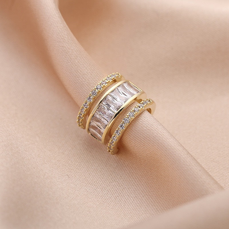 Micro Inlaid Zircon Ear Clip Fashionable Temperament Trendy Earrings