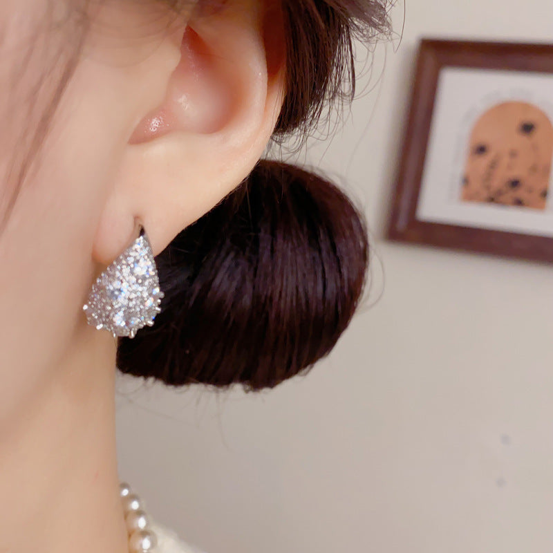 Exquisite Affordable Luxury Fashion Zirconium Drop-shaped Personality High Sense Rings