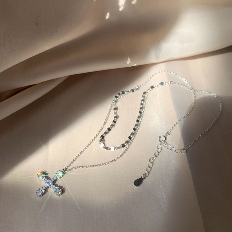 Women's Luxury Minority Exquisite Sier Diamond Cross For Necklace