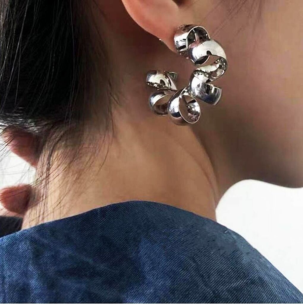 Metal Exaggerated Twisted Twist Shaped Telephone Earrings