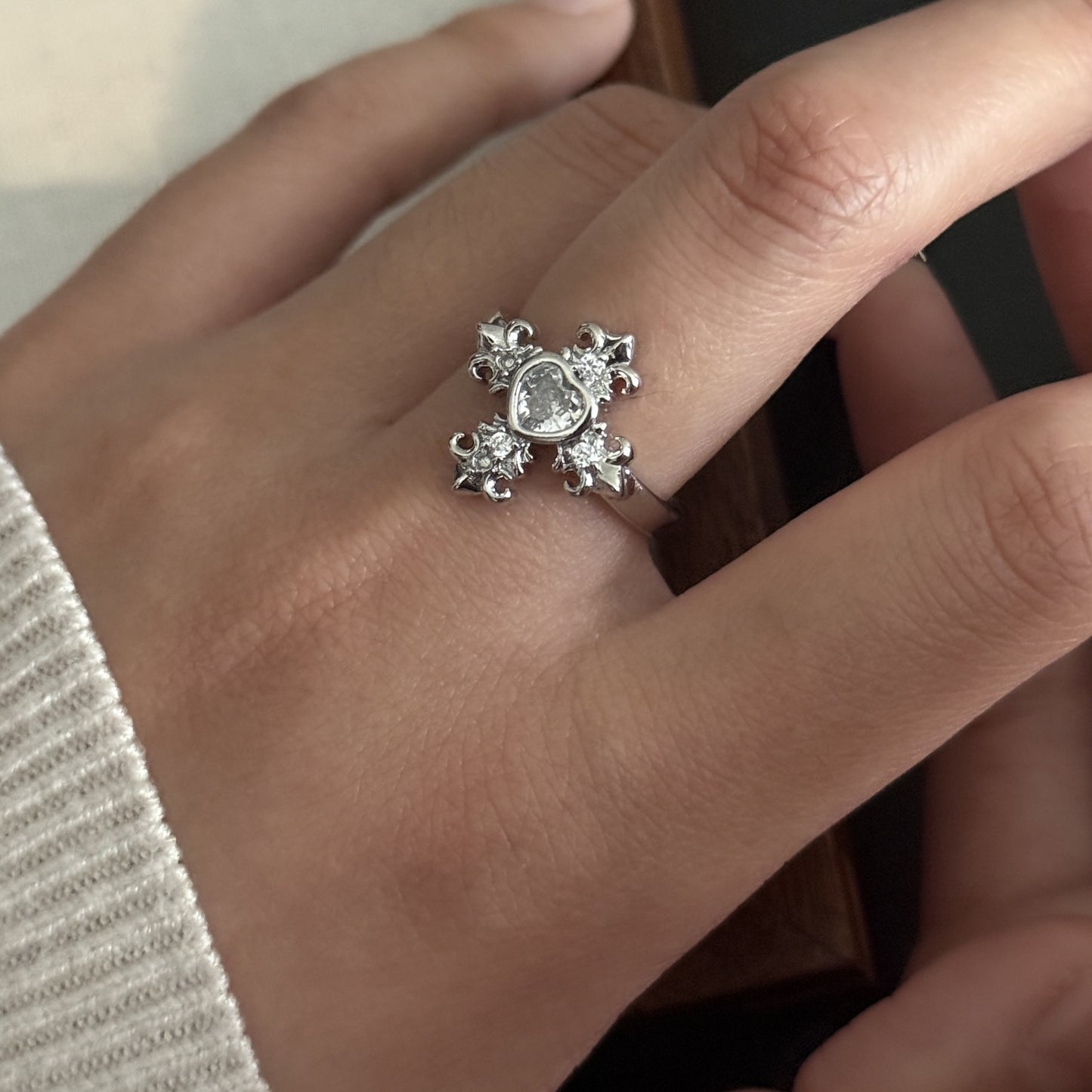 Women's Sier Flower Zircon Series Light Luxury Twin Ring