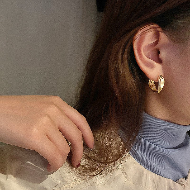 Sier Needle Geometric Twisted Surface Ear Simple Female Personalized Stud Earrings