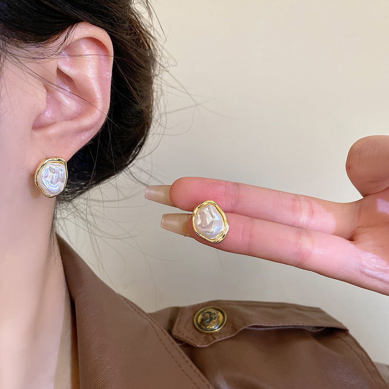 Pearl Female Style High Sense Niche Temperament Earrings
