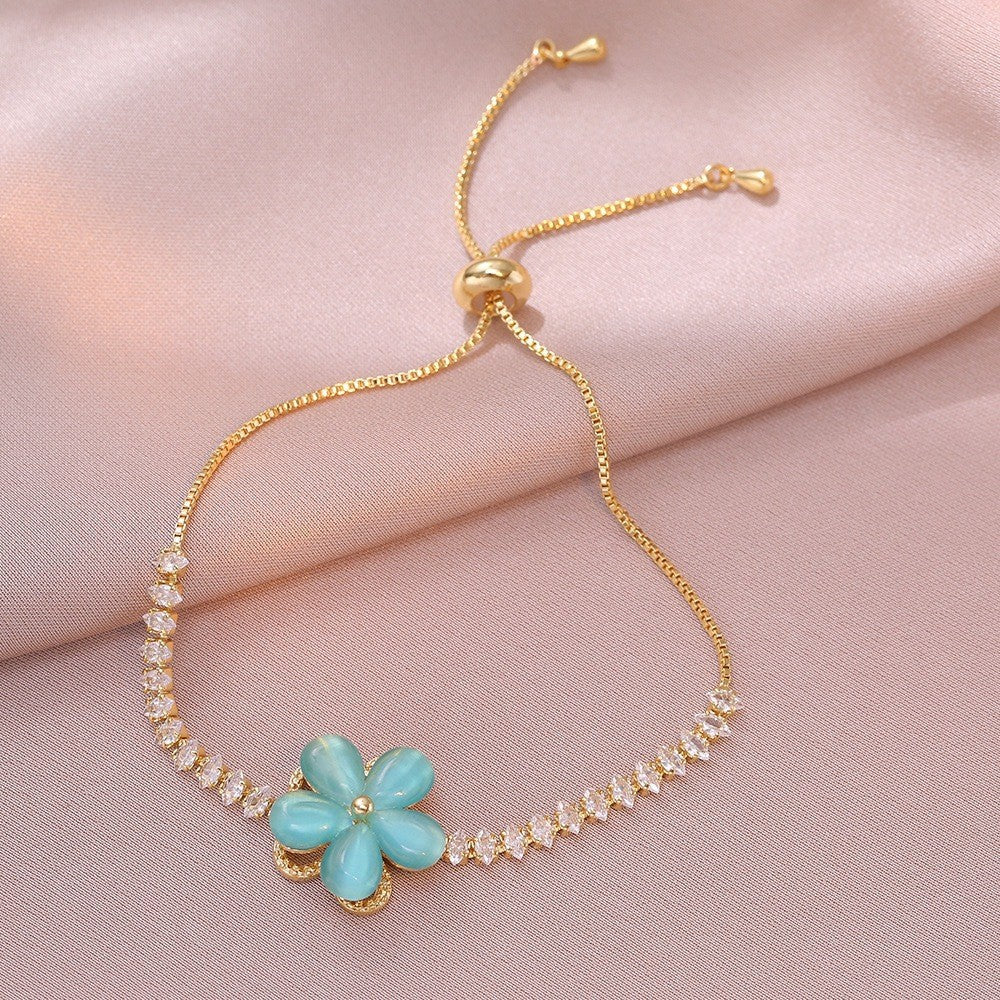 Female Five Petal Flower Fashion Bauhinia Rotatable Bracelet