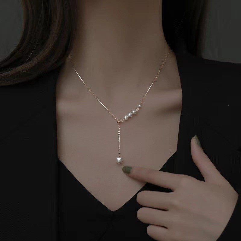 Women's Luxury Minority Design Sense Advanced Clavicle Necklaces