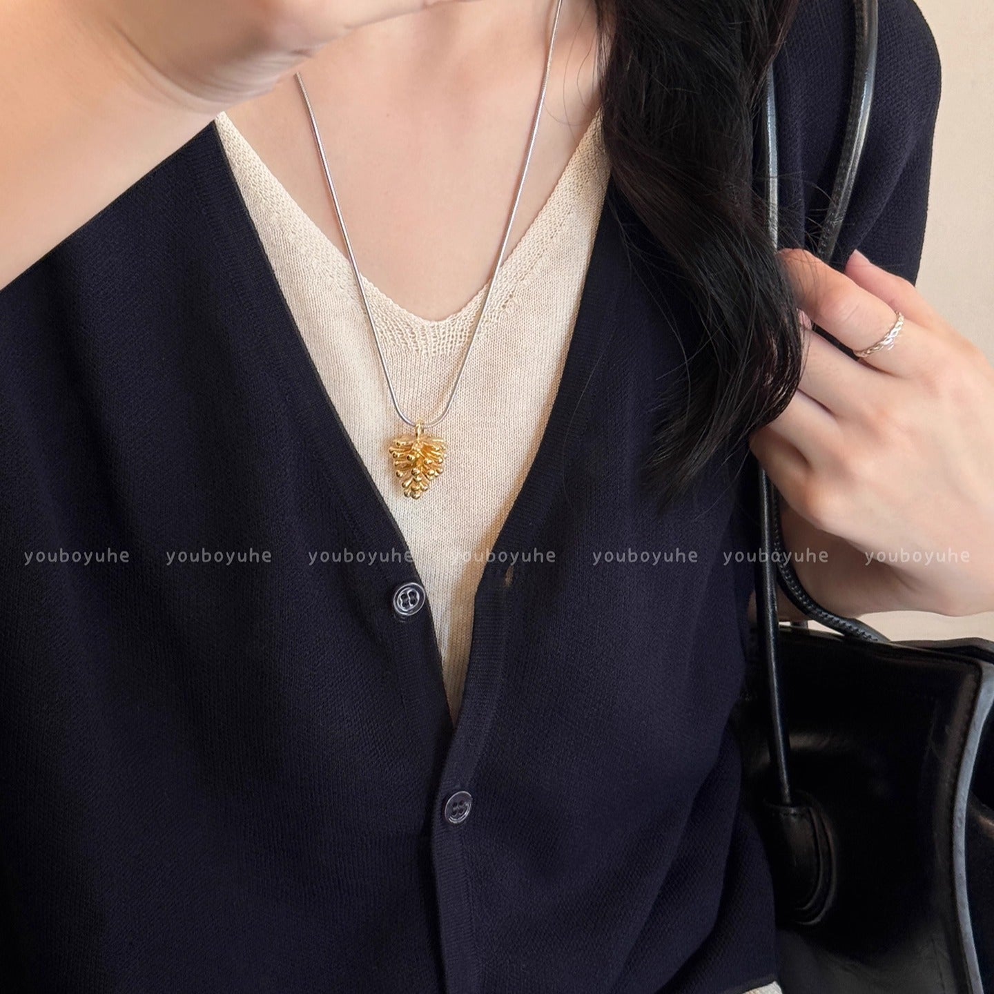 Women's High-grade Butterfly Pearl Style Niche Clavicle Chain Light Luxury Necklaces