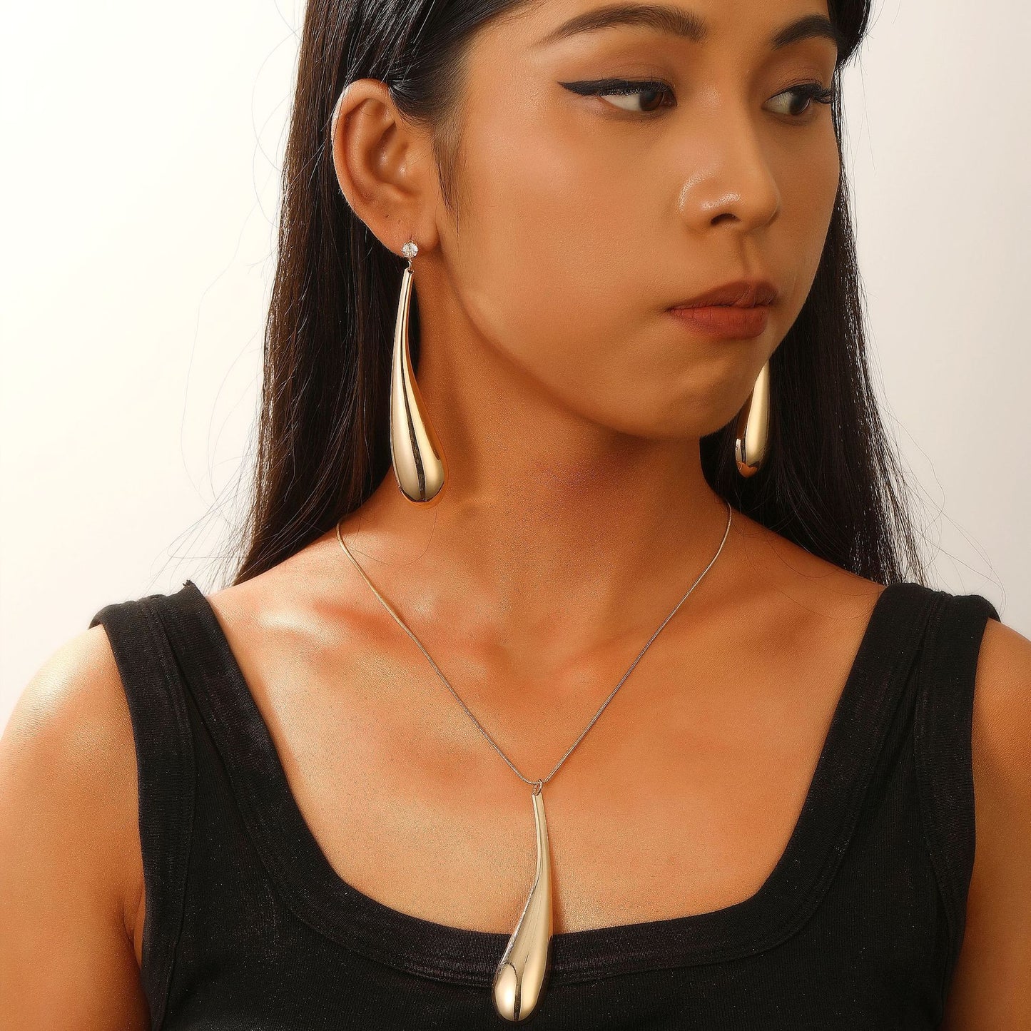 Exaggerated Punk Big Water Drop Ear Fashion Trend Short Jewelry Set