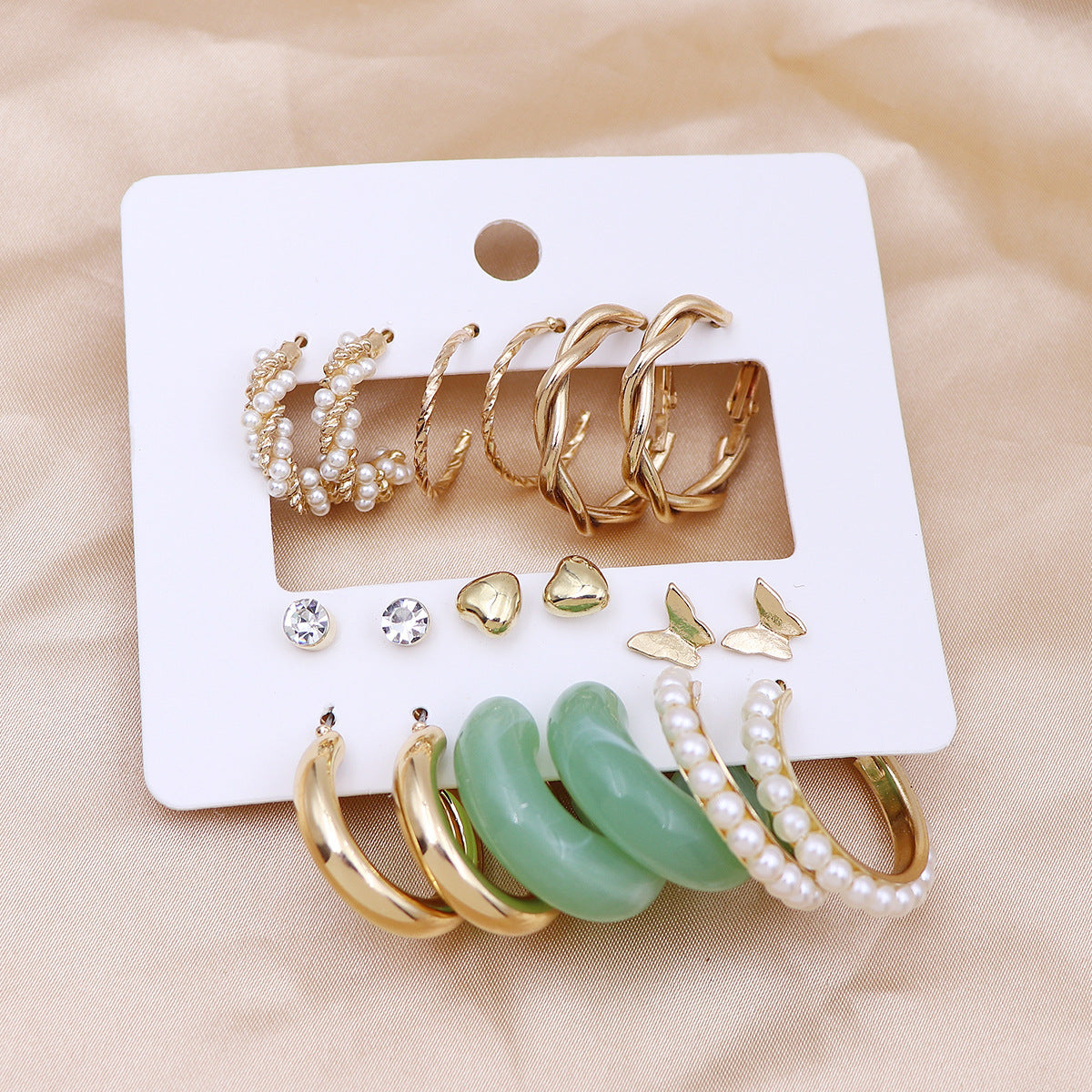 Women's Fresh Summer Versatile Acrylic Round Pairs Plastic Earrings