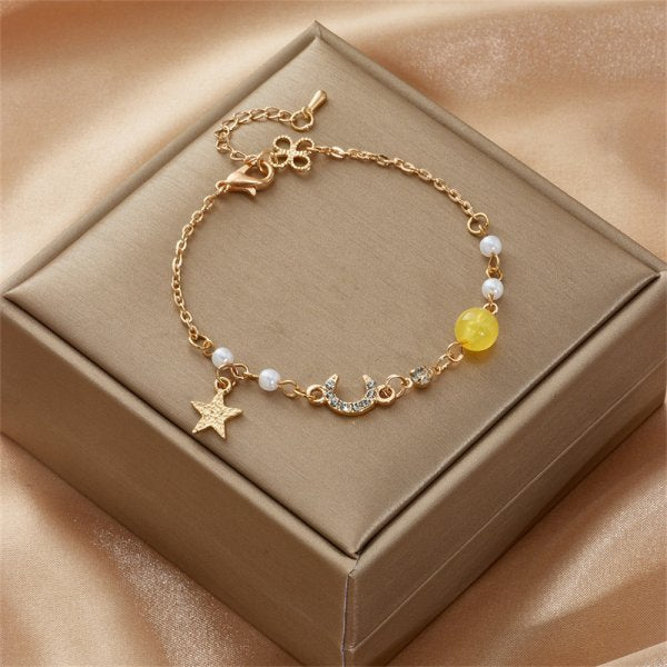 Women's Five Small Flower Five-pointed Star Pull Bracelet
