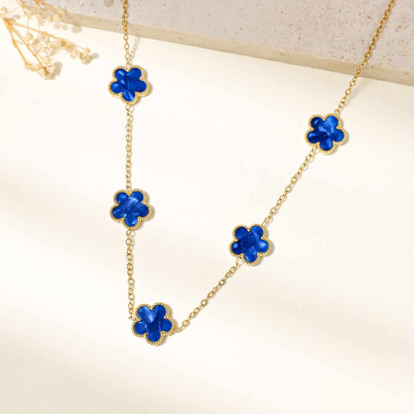 Stainless Steel Parthenocissus Grass Pork Belly Gradient Light Luxury Necklace