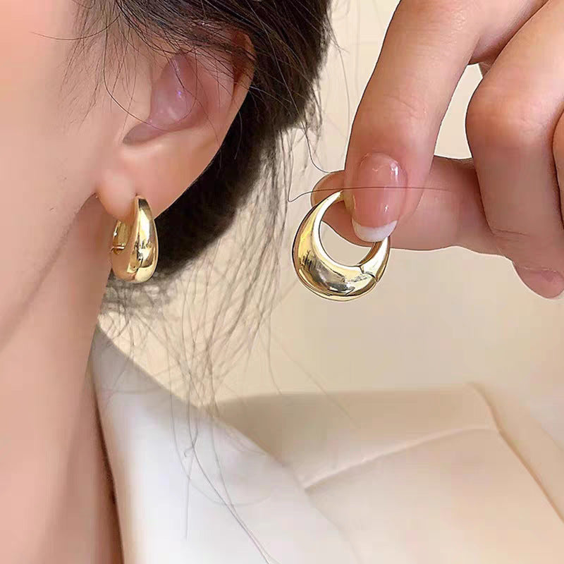 Women's Retro Affordable Luxury Gold High-grade Pearl Earrings