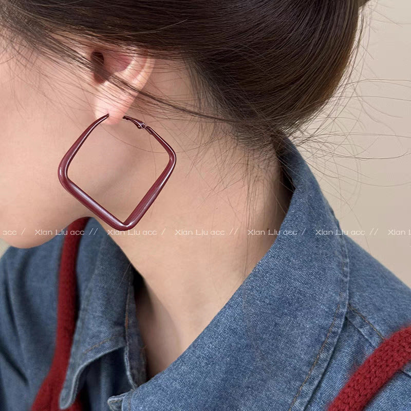 Style Hot Simple Eardrop Round Face Earrings