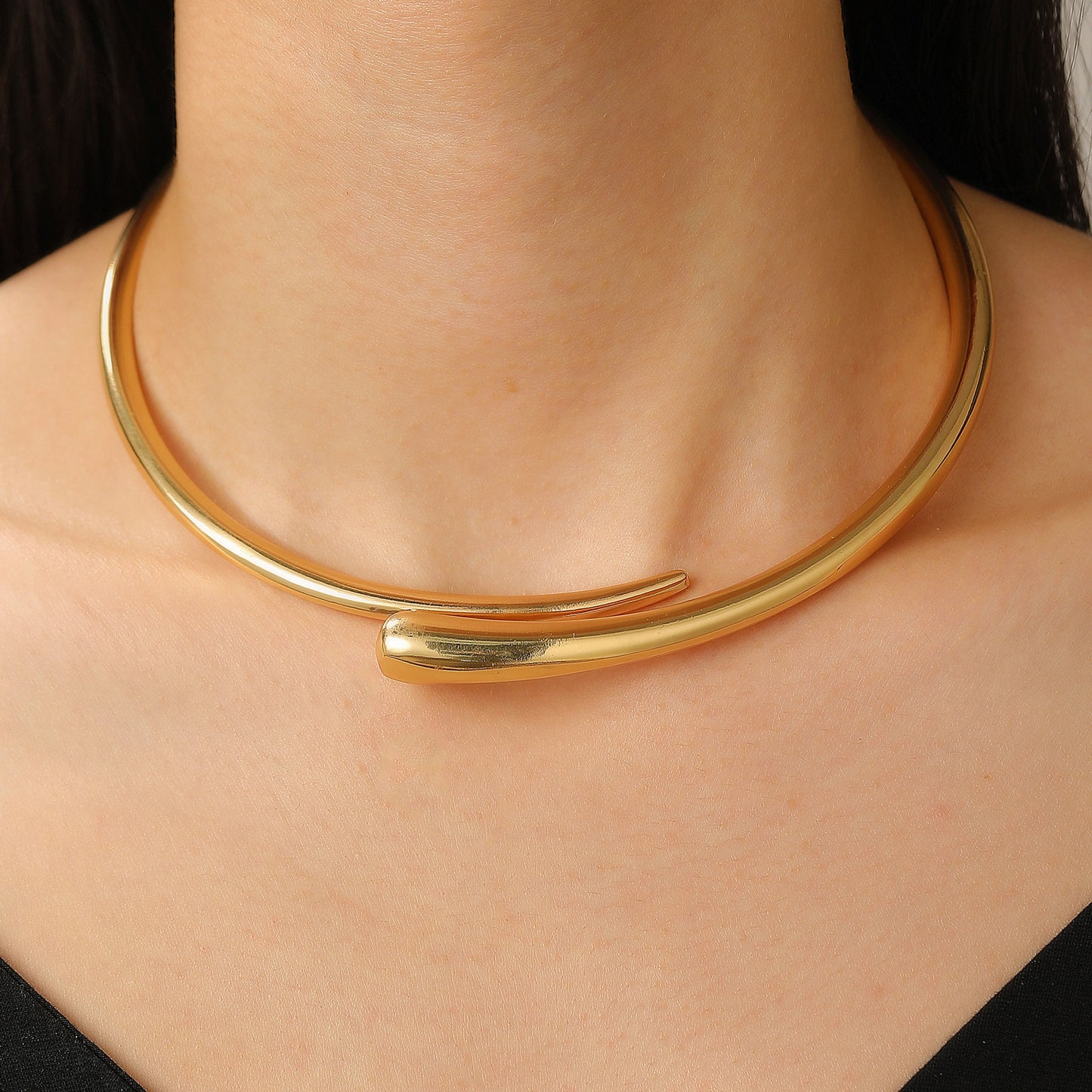 Exaggerated Irregular Glossy Design Sense Geometric Bracelets