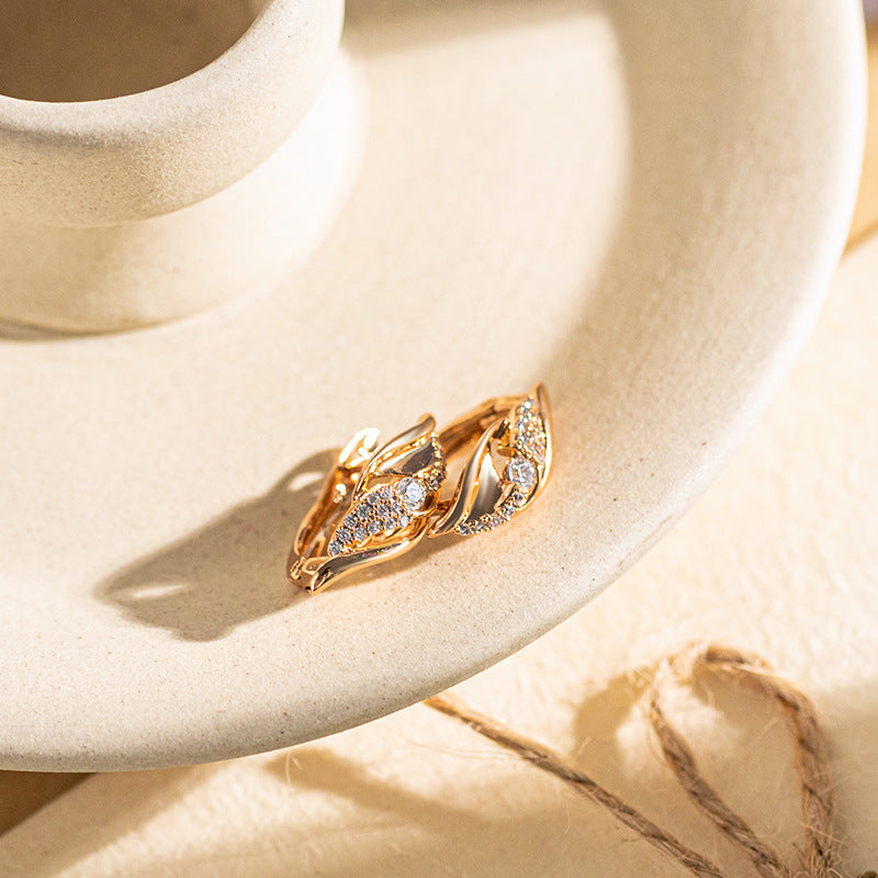 Small Commodity Temperament Rose Gold Zircon Earrings