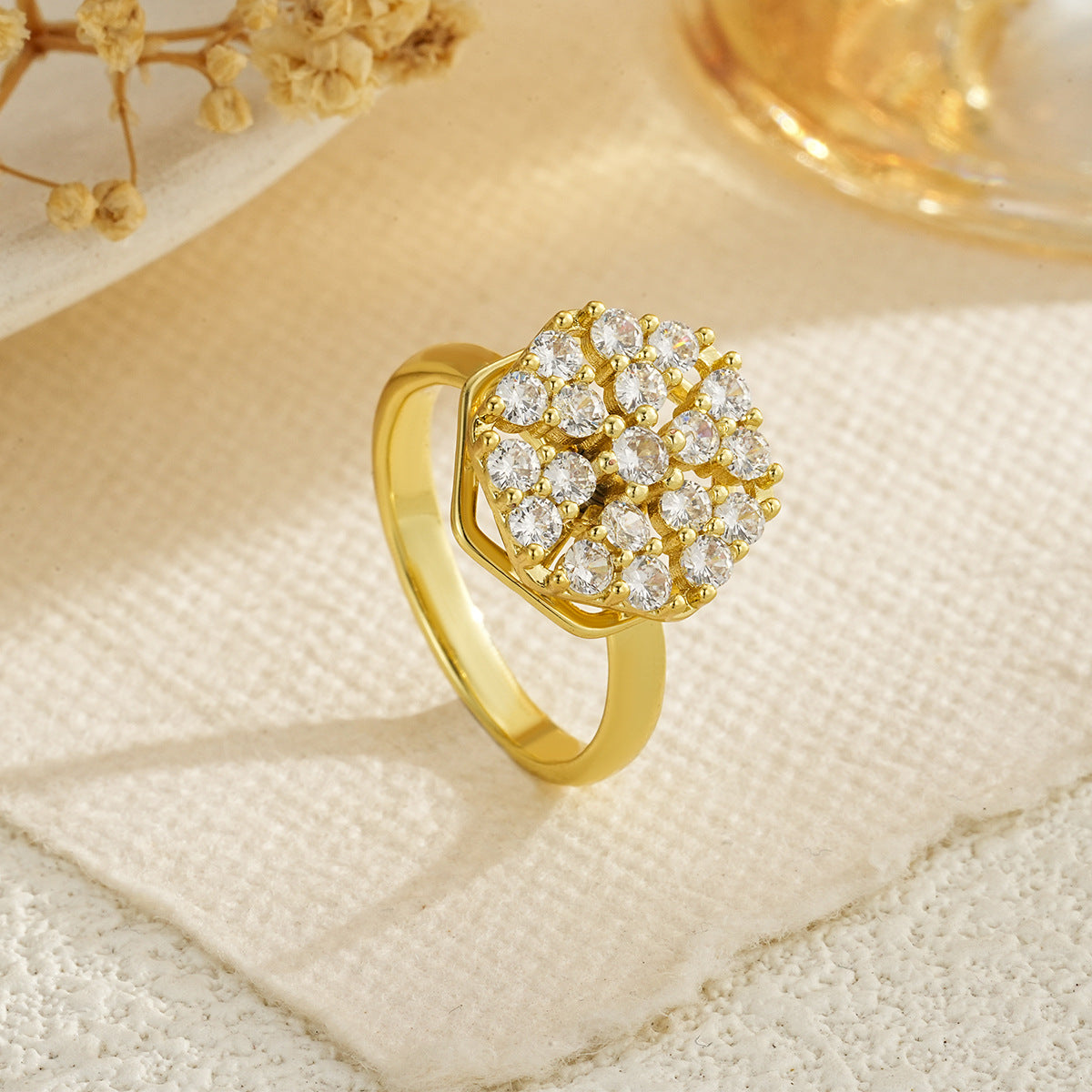 Women's Decompression Spinning Gold-plated Flash Niche High Sense Zircon Rings