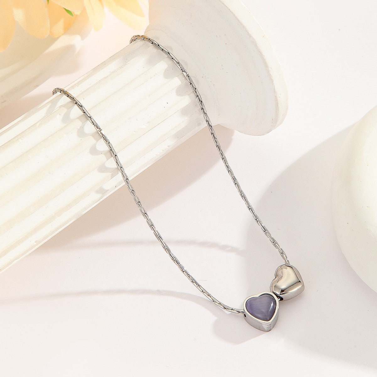 Double Heart Golden Thin Chain Clavicle Design Necklace