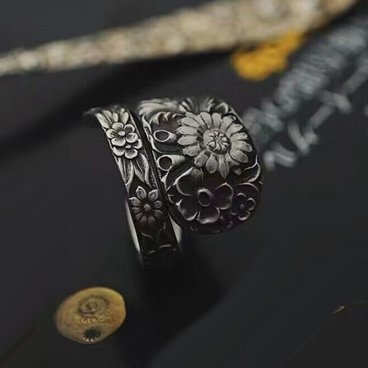 Classy Popular Sunflower Vintage Flower Carved Rings