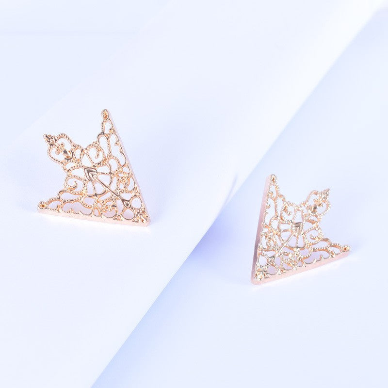 Fashion Street Shooting Personality Hollow Out Pattern Earrings