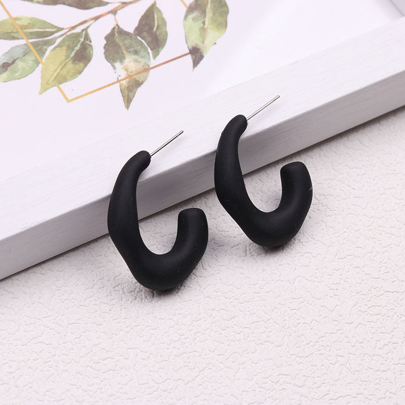 Crescent Circle Design Shaped High-grade Ear Earrings