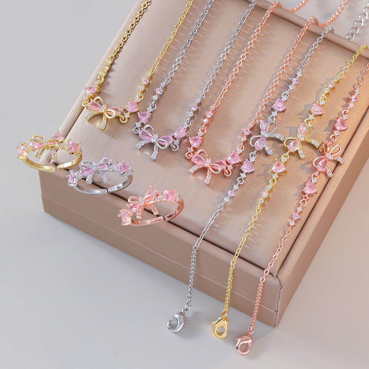 Female Sweet Trend Bow Simple Zircon Niche Love Necklaces