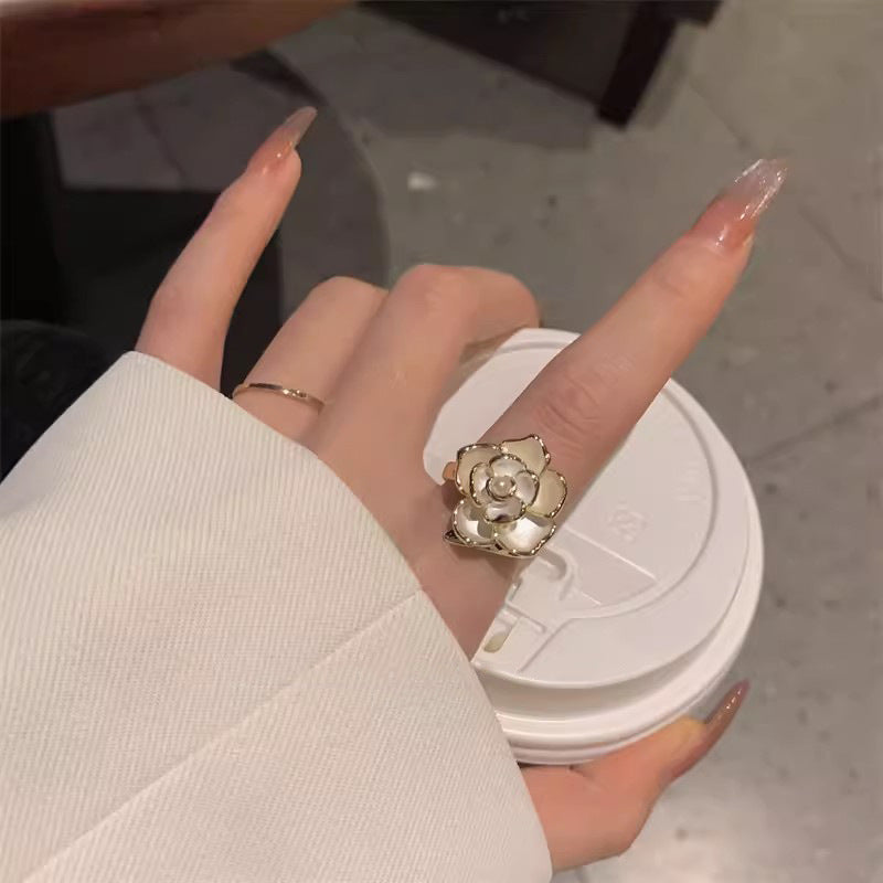 Style Pearl Zircon Butterfly Female Niche High-grade Rings