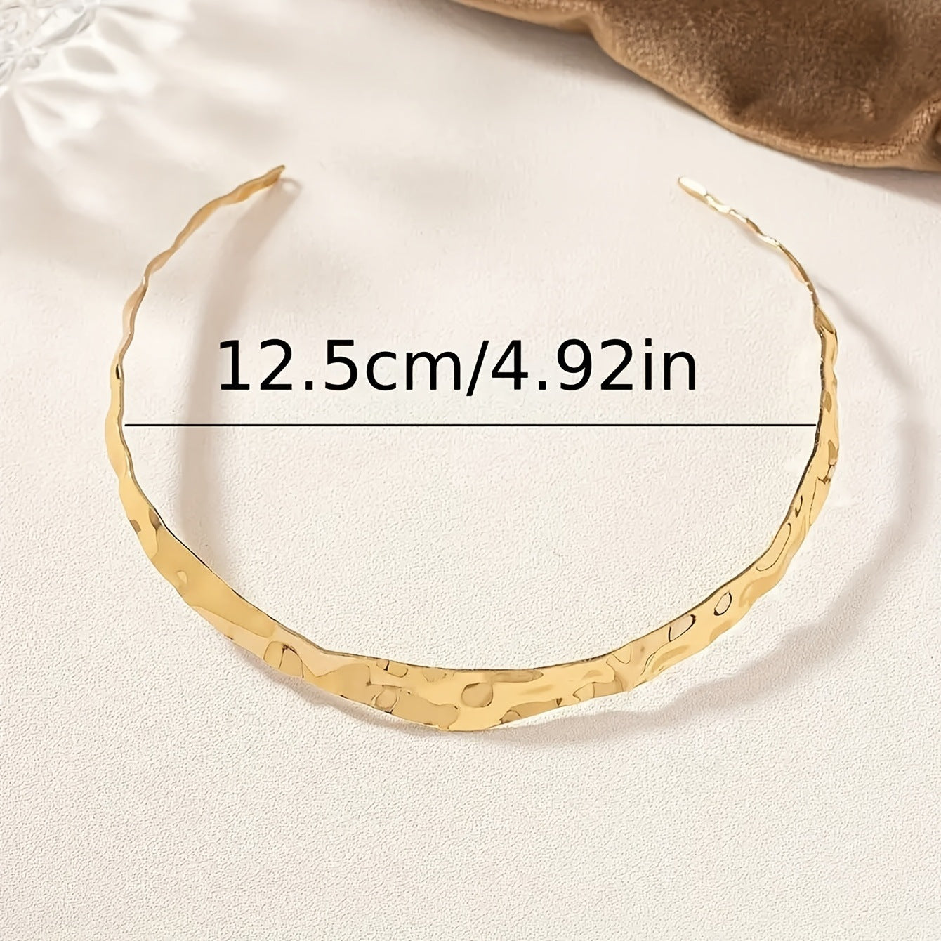 Women's Simple Metal Exquisite High Sense Suitable For Collar