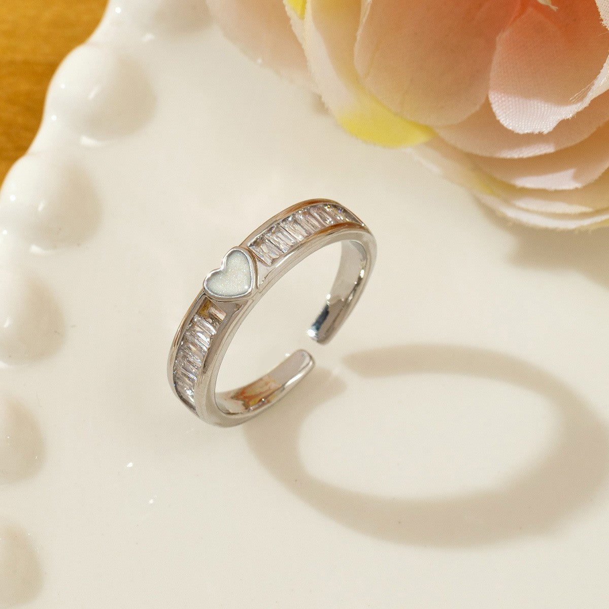 Temperament High Sense Loving Heart With Opening Adjustable Super Flash Ring