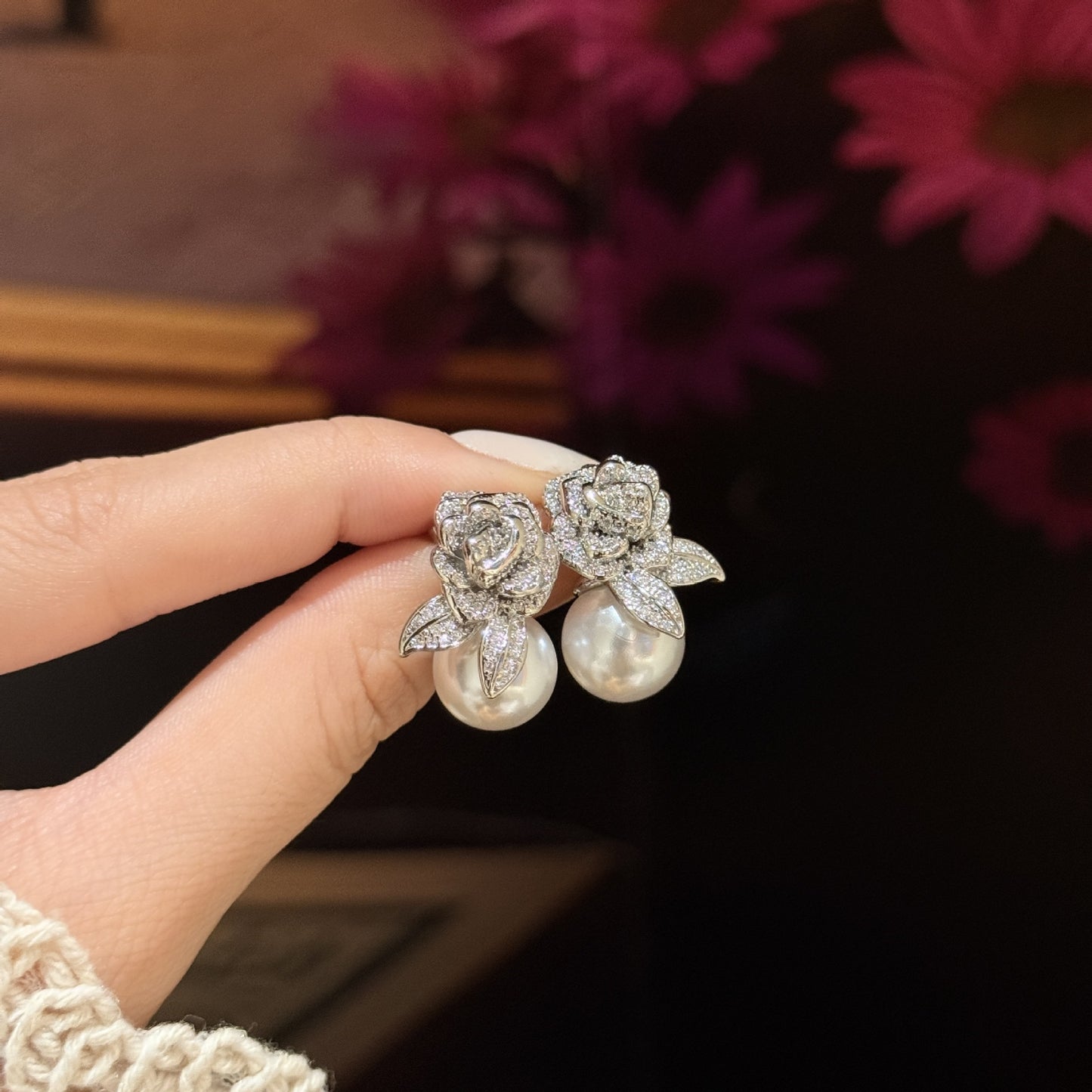 Women's French Style Full Diamond Rose Heather Gray Pearl Fashionable High-grade Stud Earrings