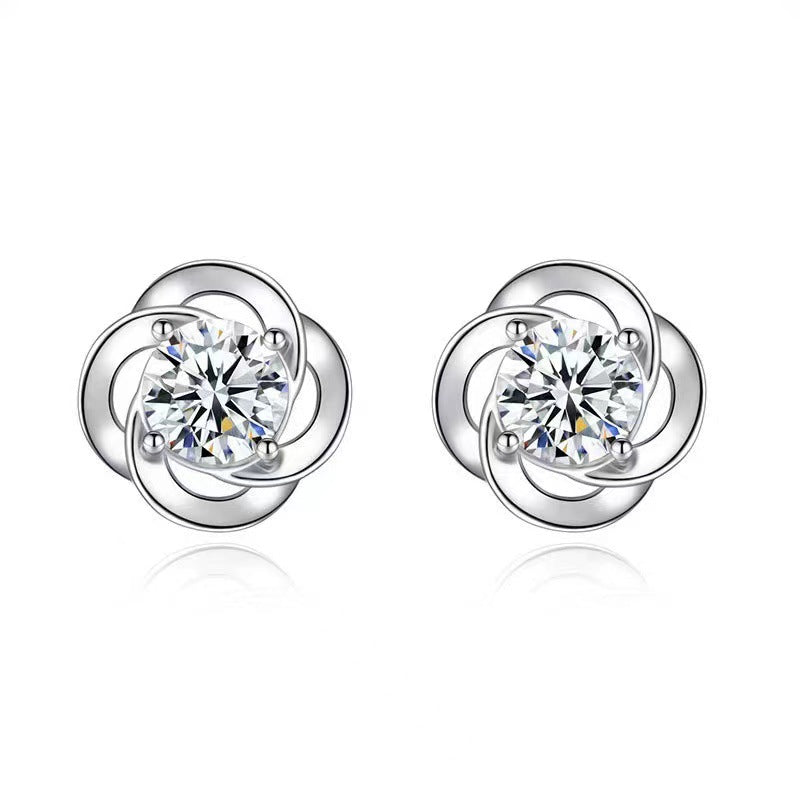 Leaf Clover Ear Female Graceful Personality Simple Stud Earrings