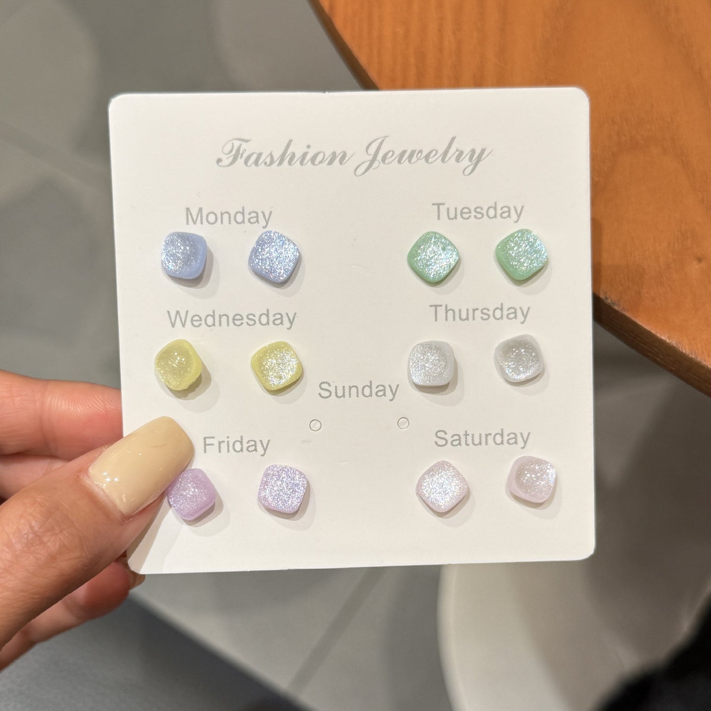 Women's Flash Small Sugar Cube For Summer Fresh Mori Simple Fashion Stud Earrings