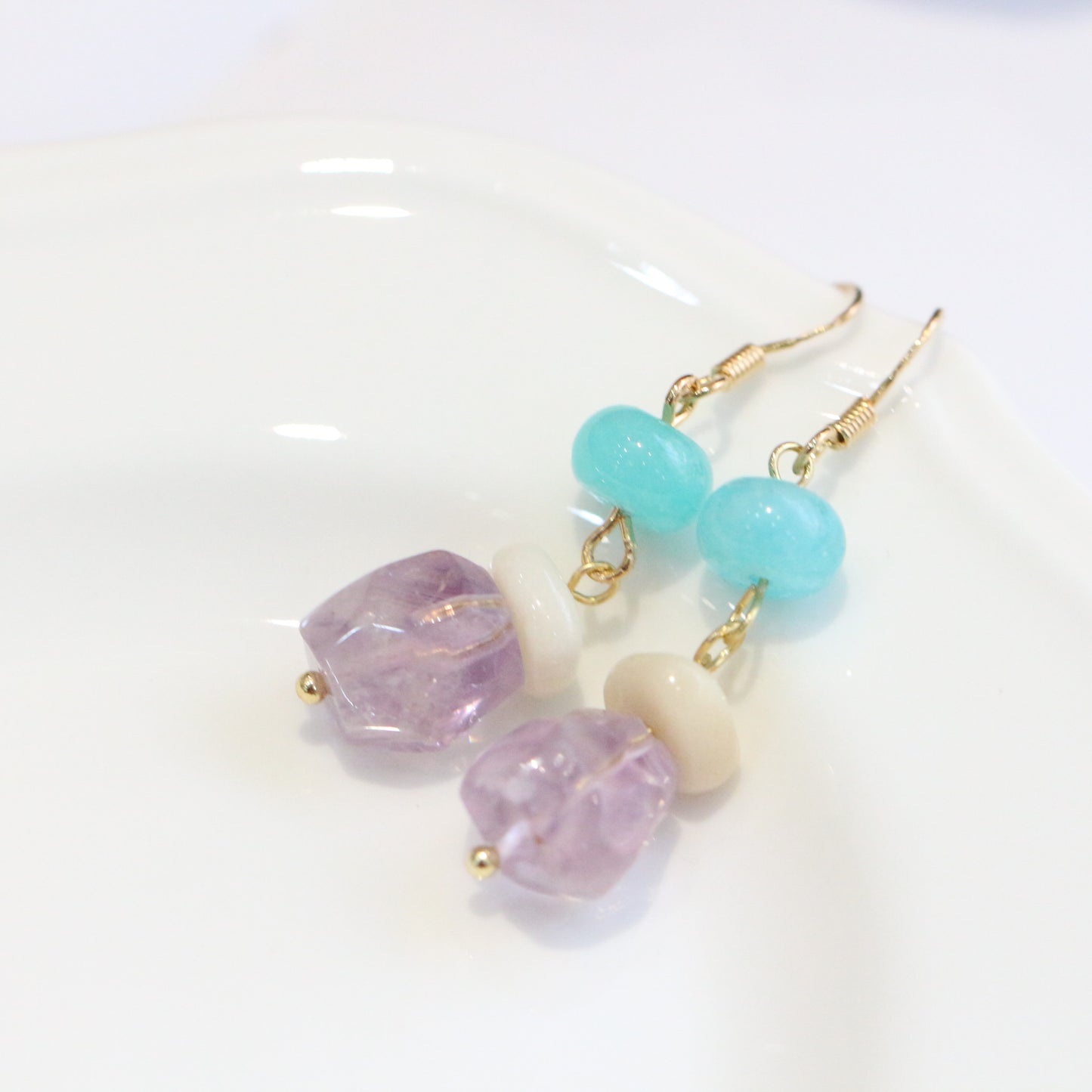 Crystal Simplicity Contrast Color Dopamine Matching Ear Hook
