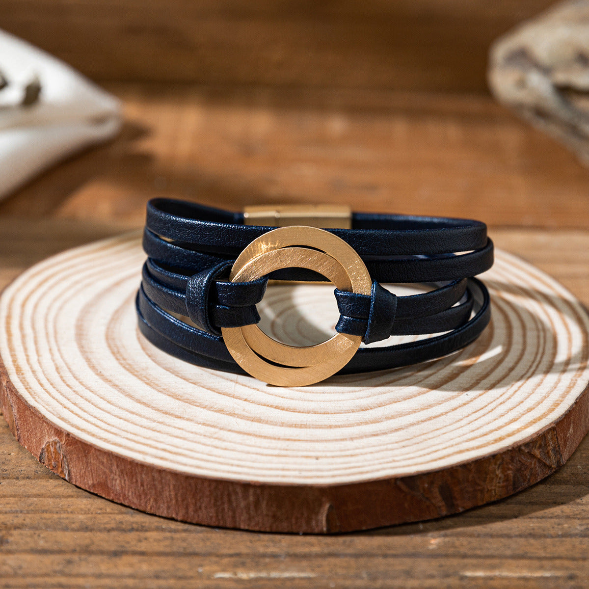 Twin Sense Leather Female Style Niche Design Bracelet
