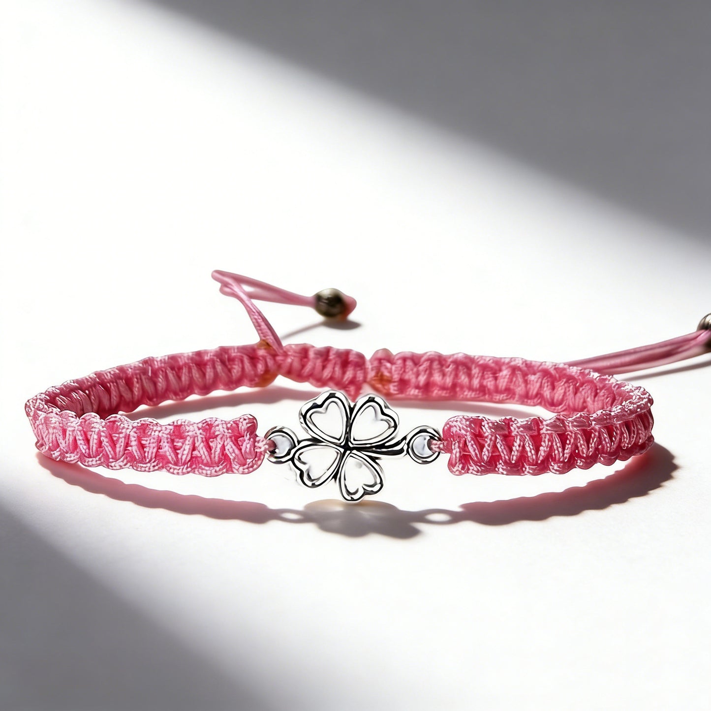 Day Lucky Four-leaf Clover Woven Hand Strap Simple Bracelets
