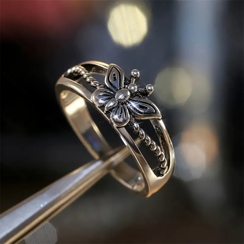 Hollow Butterfly Sense Party Fashion Temperament Birthday Ring