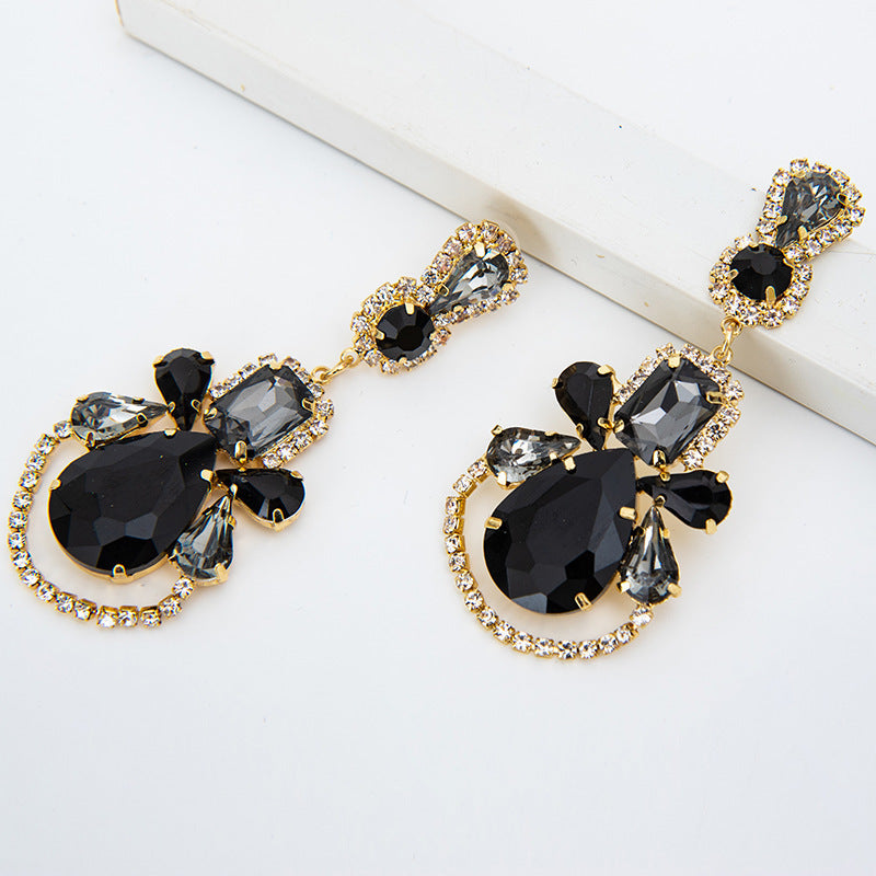 Women's Exaggerated Ball Fashion Drop-shaped Retro Affordable Earrings