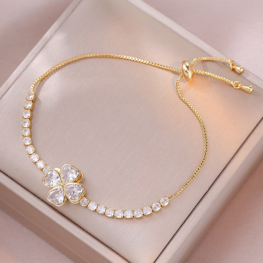 Female Five Petal Flower Fashion Bauhinia Rotatable Bracelet