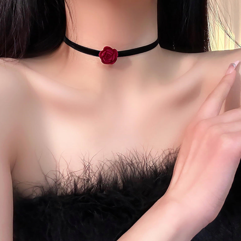 Rose Pure Desire Sweet Atmosphere Clavicle Necklaces