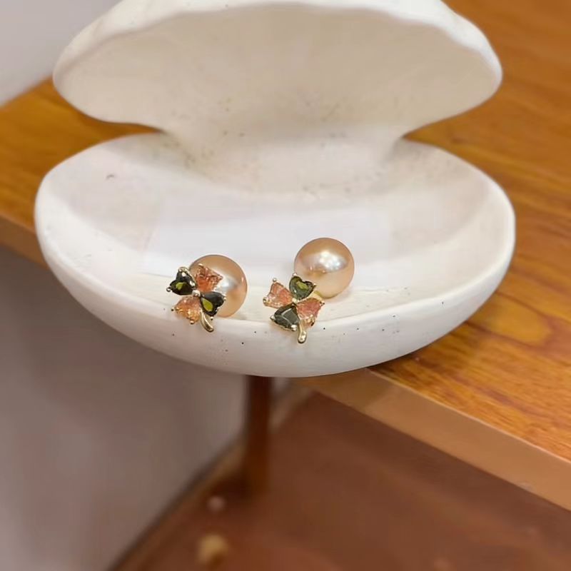 Female French Entry Lux High-grade Unique Stud Earrings