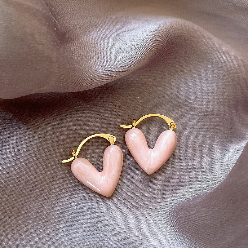 Heart High-grade Trendy Peach Niche Design Light Luxury Western Style Stud Earrings
