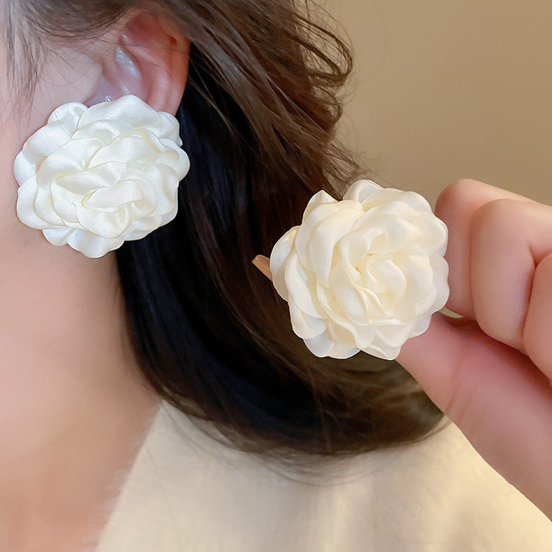 Net Yarn Flowers Tassel Fresh Sweet Earrings